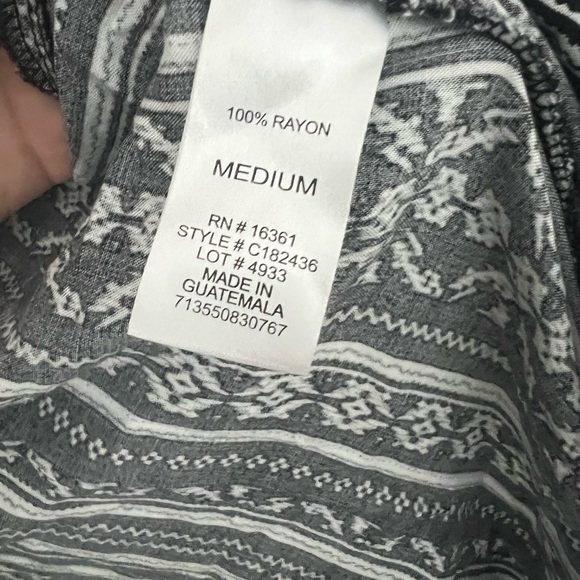 Patterned Jumpsuit - Picture 5 of 6